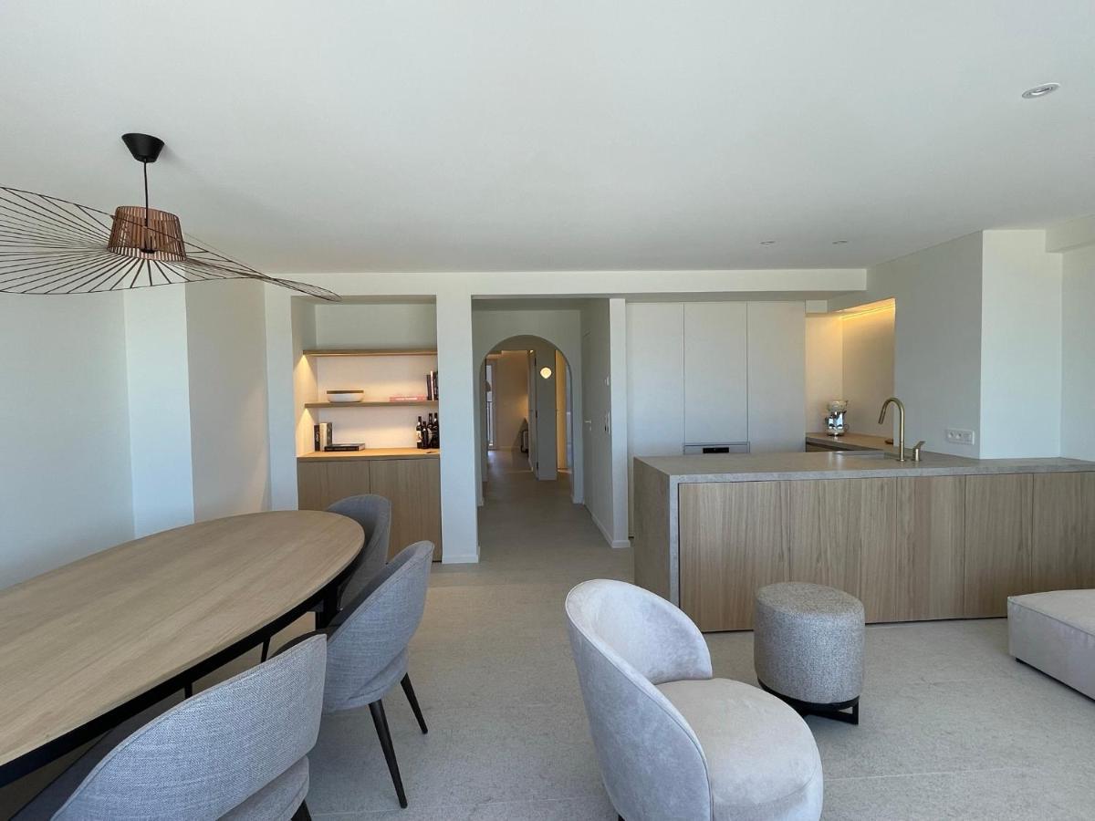Zeedijk Oostduinkerke Frontaal Zeezicht - Volledig Gerenoveerd 2022! Apartment Bagian luar foto